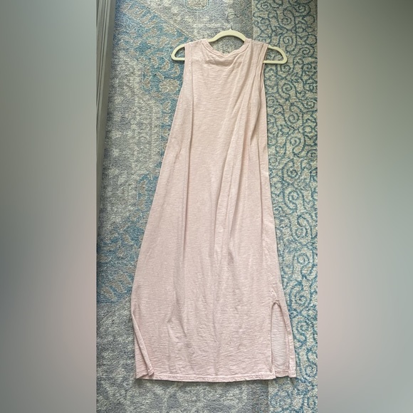 Pink past knee length. Sleeveless. Small slit on side. Size medium. - Picture 2 of 2